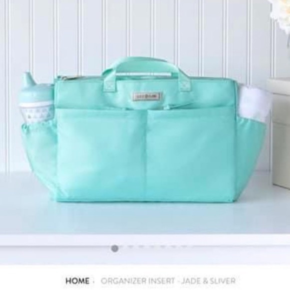 Lily Jade Elizabeth Diaper Bag in Galena (Grey/silver) - Picture 2 of 12